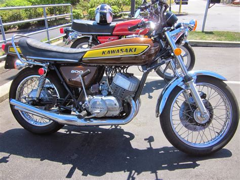 OldMotoDude: 1975 Kawasaki 500 Triple on display at the 2014 VJMC ...