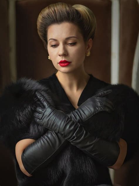 Pin by Cornelio Gallo on Guanti da donna | Leather gloves women ...