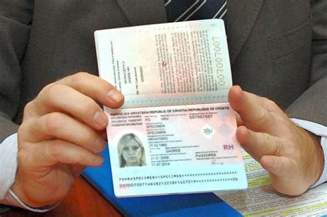 (VAŽNA OBAVIJEST) Dvojni državljani trećih zemalja moraju posjedovati ...