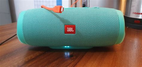 Charge 3 Lights : JBL