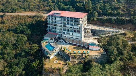 SPT CLARKS INN SUITE, MANDI (Uba) - Hotel Reviews, Photos, Rate ...