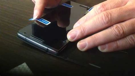 How to Use Guide Stickers Screen Protector 的图像结果