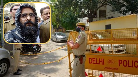 Family of teen who 'sent' bomb threats to 400 schools linked with ...