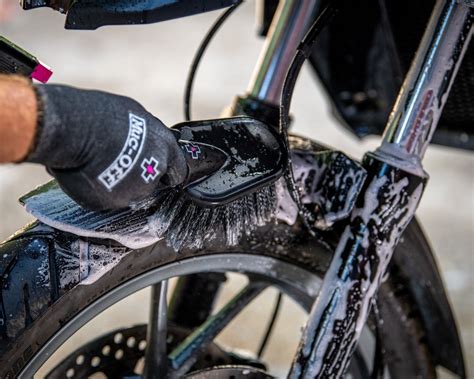 Muc Off Soft Washing Brush– Moto Central