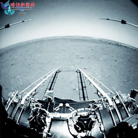 “祝融号”传回火星近距离照片--潍坊晚报数字报刊