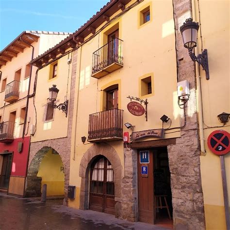 LA CASA DEL ARCO (Jaca) - Hotel Reviews, Photos, Rate Comparison ...