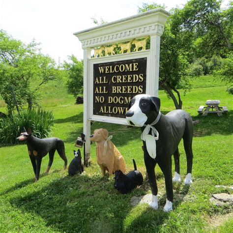 The Dog Chapel, Saint Johnsbury - Tripadvisor