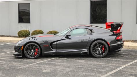 AUCTION: Will This $153,000 2017 Dodge Viper ACR Extreme Hold Its Value? - MoparInsiders