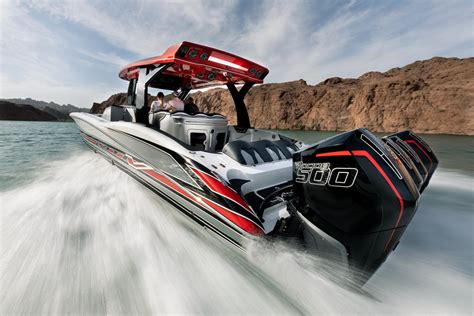 Mercury Racing V8 500R, il fuoribordo di serie portato all'estremo