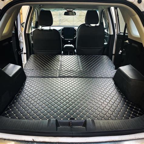 Coozo Car Boot Mat For Mahindra XUV 700 : Diamond Series (7 seater var ...