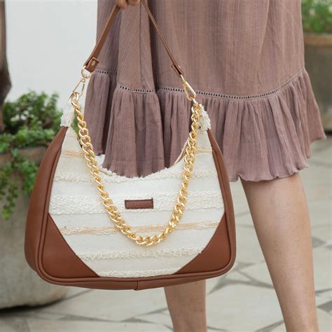 Blake Hobo Baguette Bag – Maisha By Esha