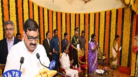 TS Politics: మంత్రిగా ప్రమాణ స్వీకారం చేసిన పట్నం మహేందర్ రెడ్డి.. ఏ ...
