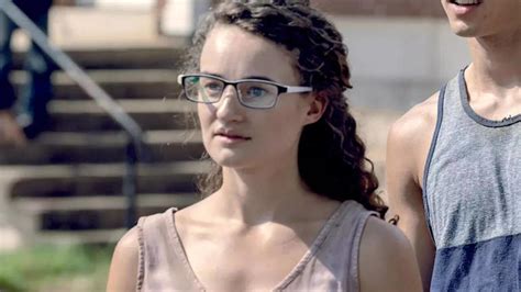 Kelley Mack dies at 33: All about the 'rare' brain cancer ‘The Walking ...