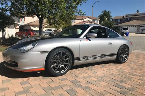 Porsche 911 996 Carrera with 18" SM-10 Wheels in Anthracite