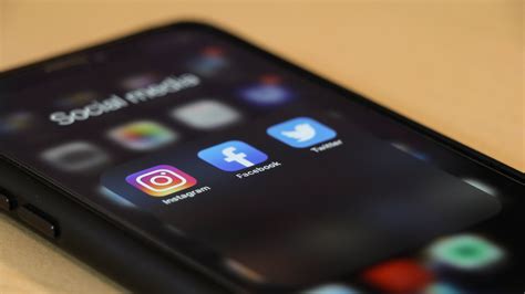 Australia regulator to probe social media influencers for false ...