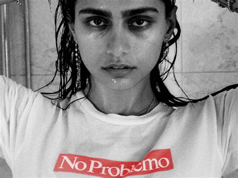 [100+] Mia Khalifa Pictures | Wallpapers.com