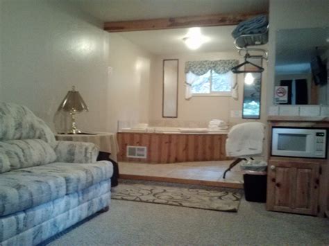 Gallery Style 1 – Lost Trail Hot Springs