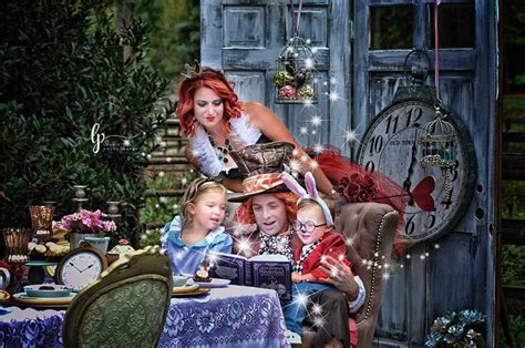 Themed People Photography 的图像结果