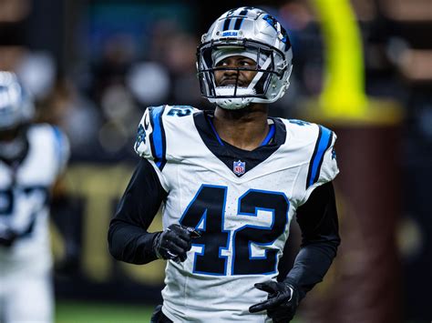 Released by the Broncos, veteran safety Sam Franklin expected to sign ...