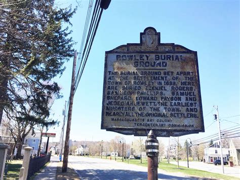 Rowley Burying Ground - Salem Witch Museum
