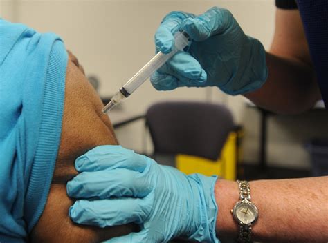 Updated flu guidelines from CDC: When should you get your flu shot ...