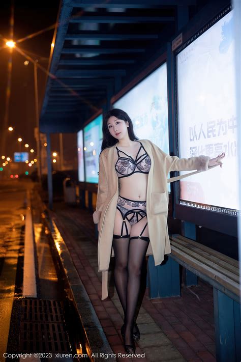 [XiuRen秀人网] No.6424 Jiang Zhenzhen Black Silk Buttocks - 微图坊