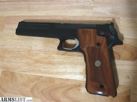 Smith & Wesson 422 for sale at Gunsamerica.com: 946663894