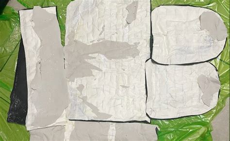 हनी ट्रैप में फंसाकर कोकीन की तस्करी, 28 करोड़ की कोकीन के साथ आरोपी ...