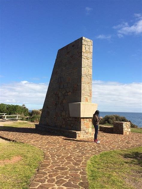 MATTHEW FLINDERS MEMORIAL (2024) All You Need to Know BEFORE You Go ...
