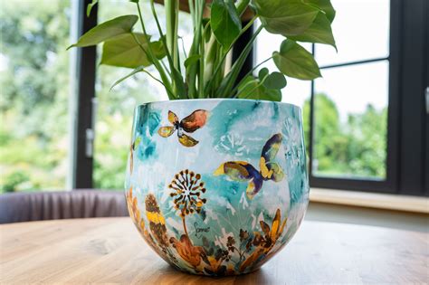 Bloemenvazen Designed by Lammie - Bloemsierkunst Groeneveld, bezorgd uw boeket als Fleurop bloemist