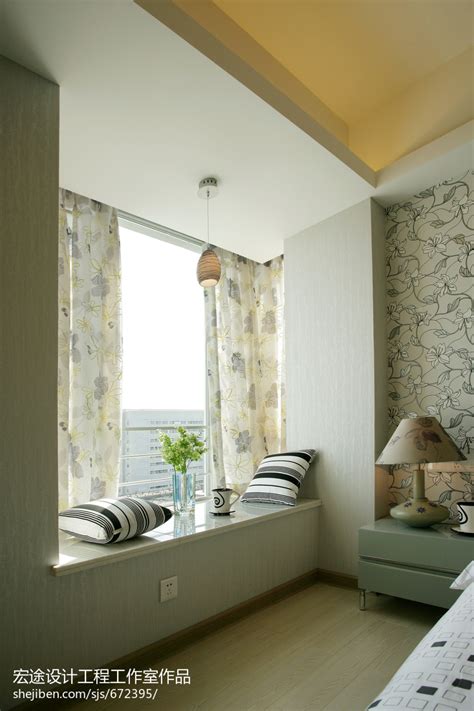 现代简约小阳台改卧室装修设计效果图 – 设计本装修效果图