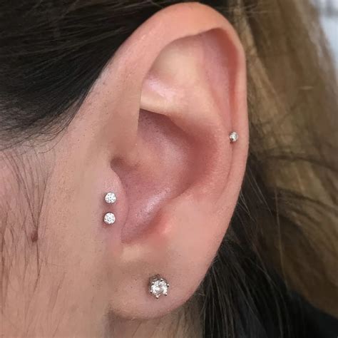 30 Edgy Double Tragus Piercing Ideas - Styleoholic