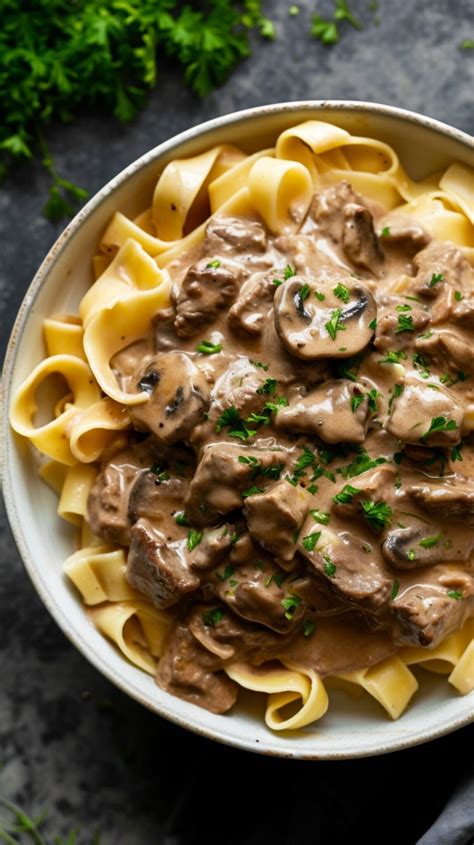 Beef Stroganoff (Easy One-Pot Recipe) - Insanely Good