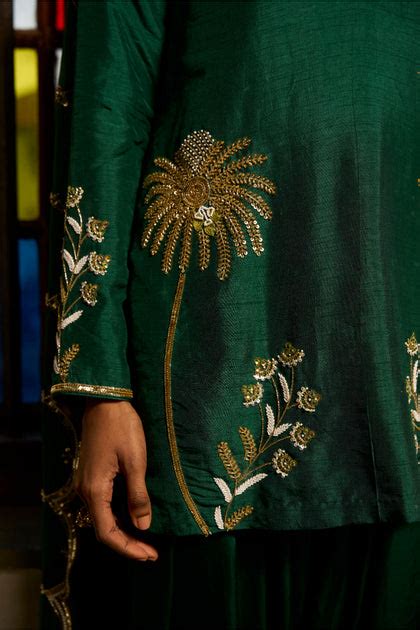 Green Golden Meadow Kurta Set – Saangi