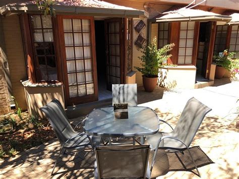 WI VILLA LE (Bloemfontein) - Villa Reviews, Photos, Rate Comparison ...