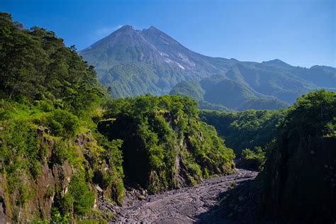 Merapi Java Volcano 的图像结果