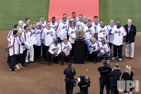 Photo: The 1986 New York Mets World Championship team - NYP20160528101 ...