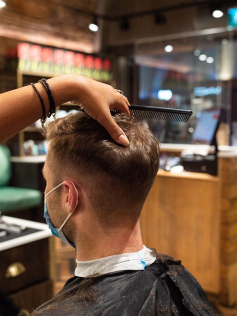 Oily Hair Men How To Avoid Greasy Hair For Men?