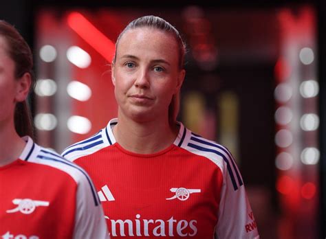 Go behind the scenes at our 2024/25 kit shoot | Video | News | Arsenal.com