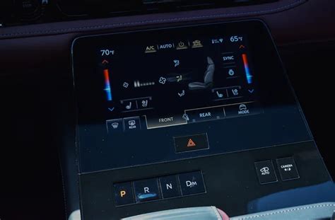 2025 Infiniti QX80 Review, Pricing, & Pictures | U.S. News