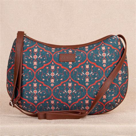 Sheesh Mahal Jaali Motif Structured Shoulder Bag – Zouk