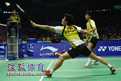 (组图)2007年中英人寿中国羽毛球大师赛精彩图片(3)--蓝天体育