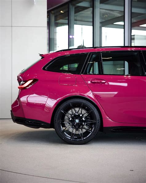 Ruby Star Neo - BMW M3 Touring (G81) | carpaints.co