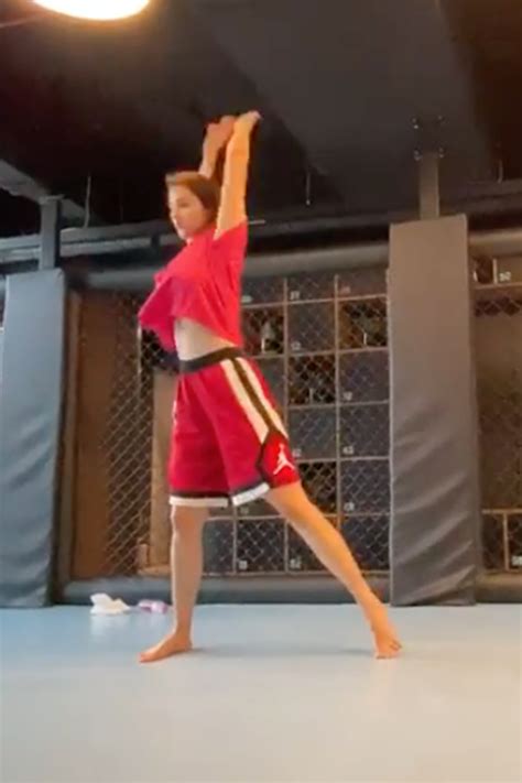 Disha Patani absolutely nailed the butterfly kick in this red T-shirt ...