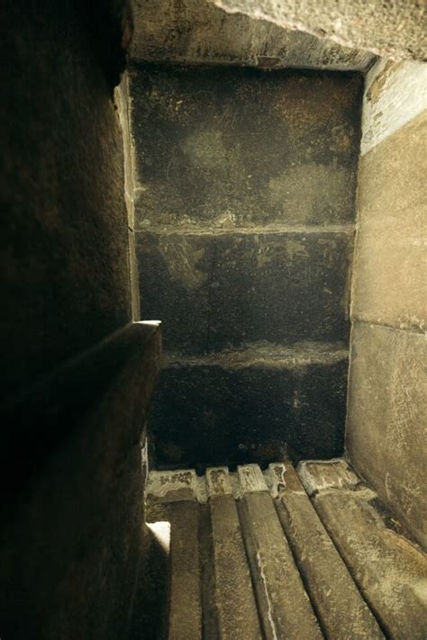 Inside Pyramids 的图像结果