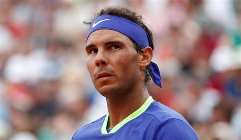 Nadal withdraws from Basel with knee problem