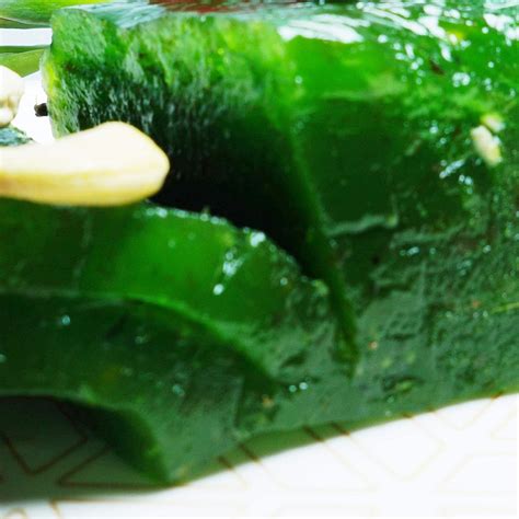 TENZ Pure Kozhikodan Chilli Halwa (900 gm) : Amazon.in: Grocery ...