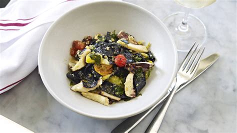 Tar & Roses | Restaurants in Santa Monica, Los Angeles