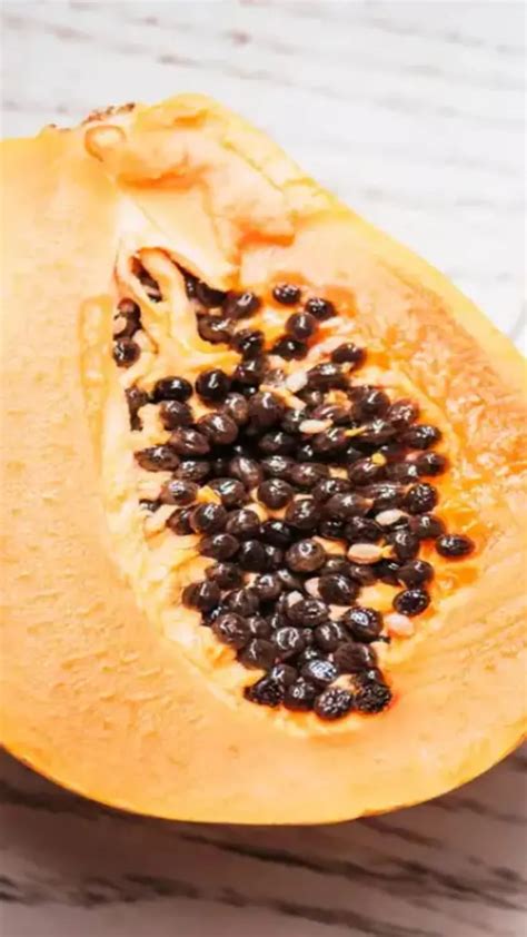 Eating Papaya Seeds