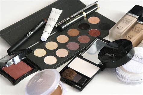 Best Sugar Makeup Kits No Girl Should Miss
